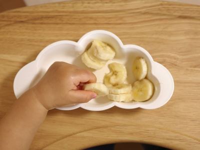 MPASI 9–11 Bulan: Tekstur Cincang & Menu Lengkap