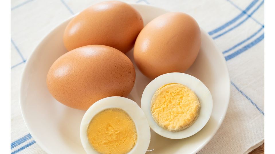 Kapan Bayi Boleh Makan Telur? Panduan Lengkap dan Aman