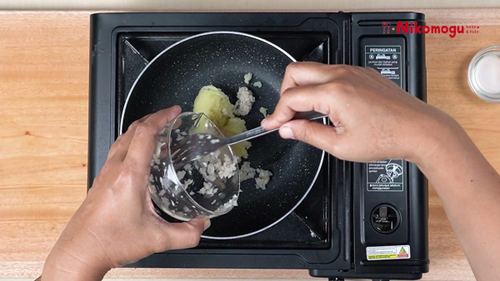 Ikan dan Kentang Kuah Keju – langkah 3