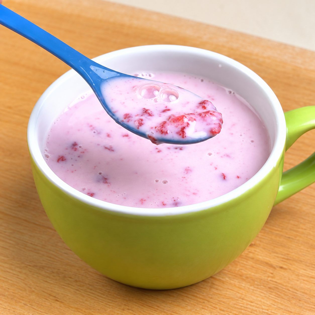 Dessert Susu Kedelai Stroberi